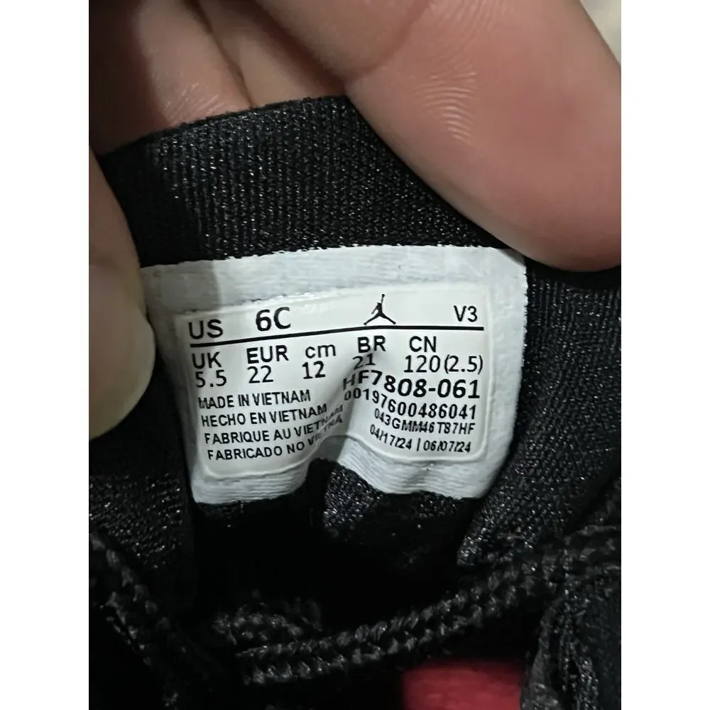 Size 6C- Nike Air Jordan 11 ‘Bred Velvet’ Toddler Sneakers HF7808-061